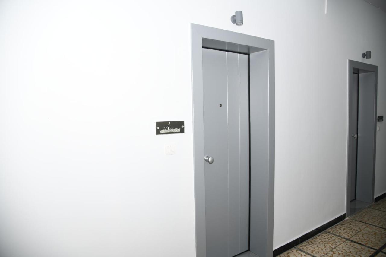 Rhodes City City Heart Luxury Studios מראה חיצוני תמונה