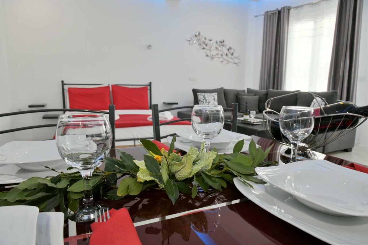 Rhodes City City Heart Luxury Studios מראה חיצוני תמונה