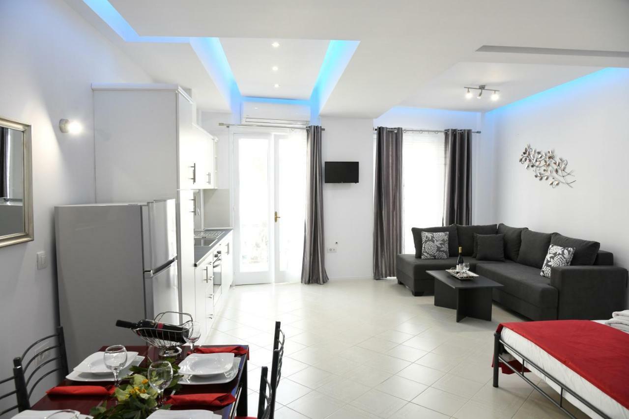 Rhodes City City Heart Luxury Studios מראה חיצוני תמונה