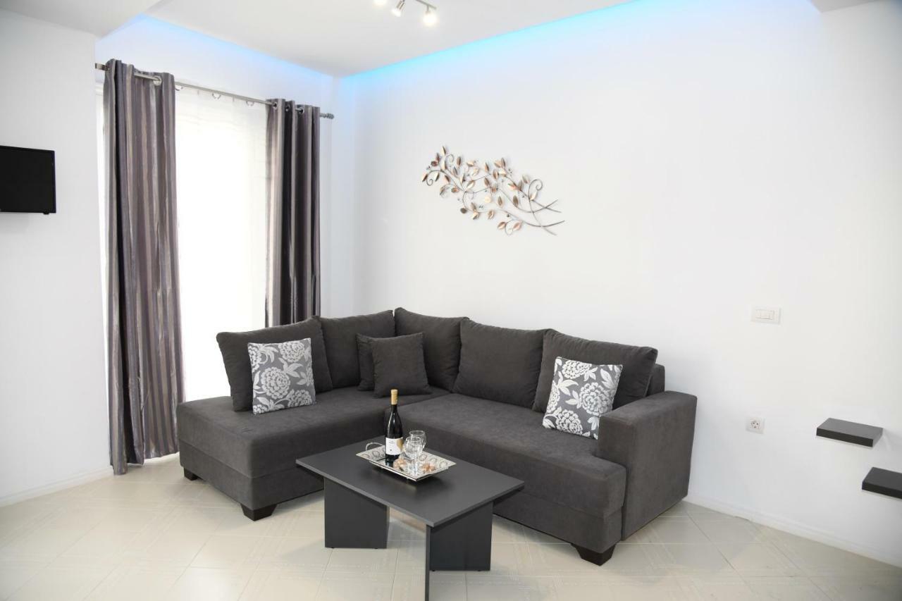 Rhodes City City Heart Luxury Studios מראה חיצוני תמונה